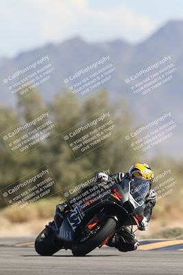 media/Oct-13-2025-Moto Forza (Mon) [[a66d839500]]/2-A Group/Session 4 Turn 7/